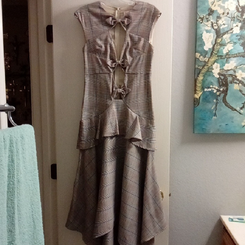L'ATISTE Brown Plaid High-Low Bow-Front Dress